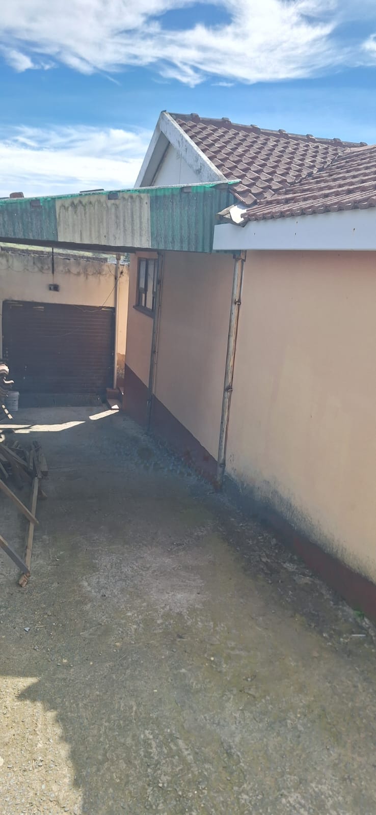 6 Bedroom Property for Sale in Mdantsane Nu 17 Eastern Cape